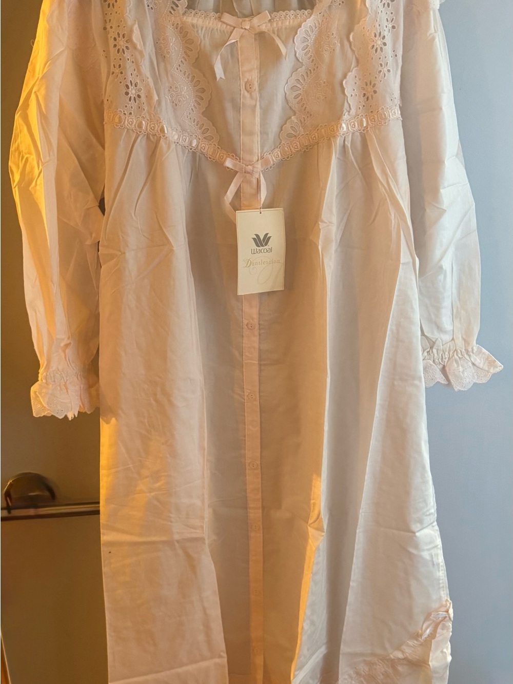 Wacoal Dansesalon NWT Luxury Pink Lace-Trim Nightgown Size M / L Made in Japan!